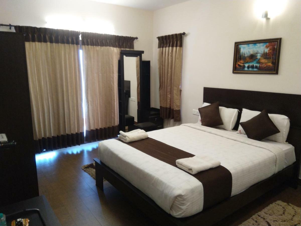 Paradise Perfect - Non Smoking Non Alcoholic No Unmarried Couples Ooty Exteriér fotografie