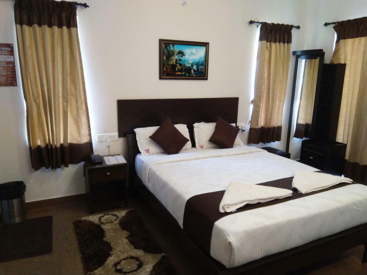 Paradise Perfect - Non Smoking Non Alcoholic No Unmarried Couples Ooty Exteriér fotografie
